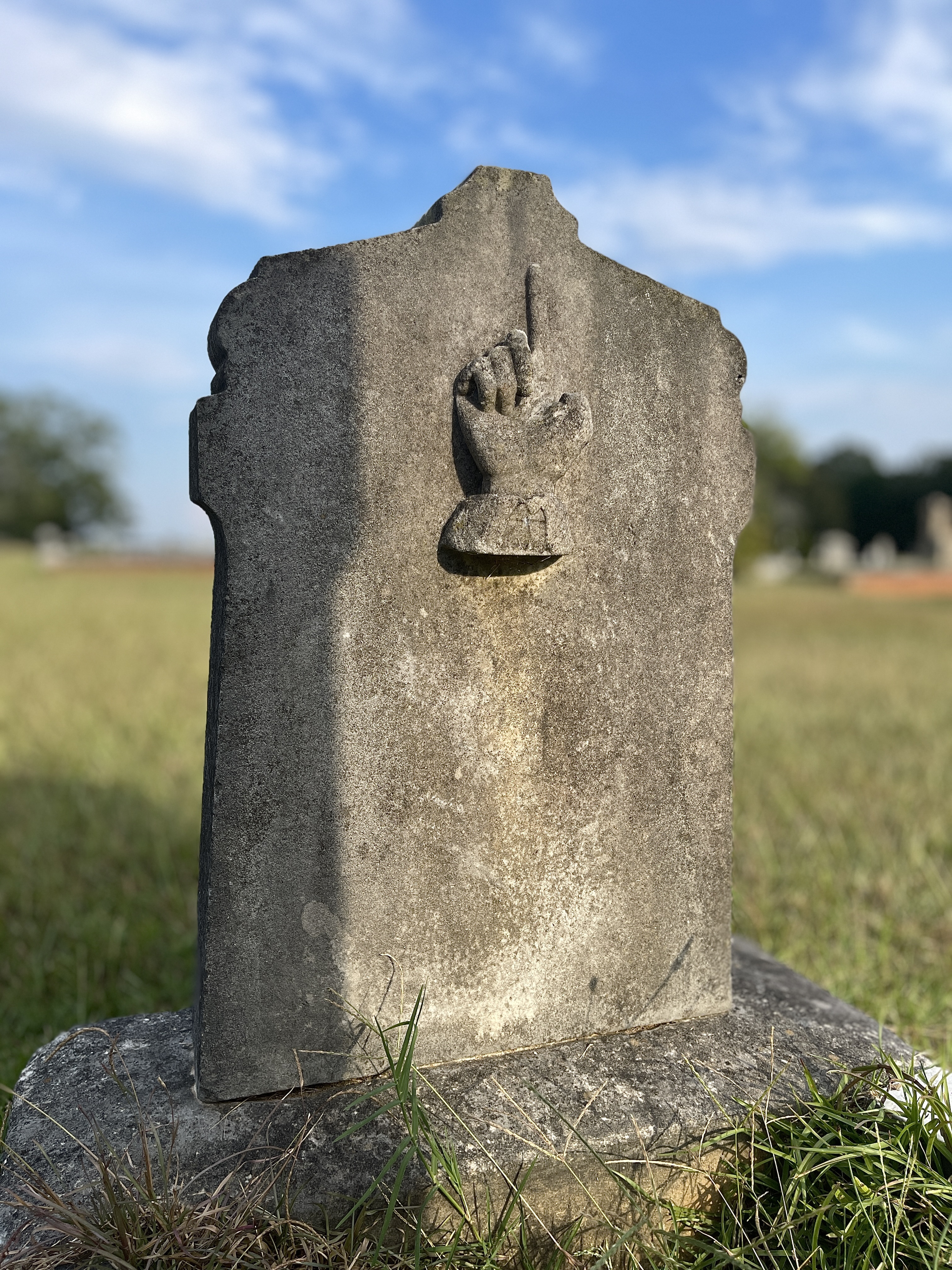 On the Hunt for a Holliday – Historic Oak Hill & New Oak Cemetery in Griffin, Ga